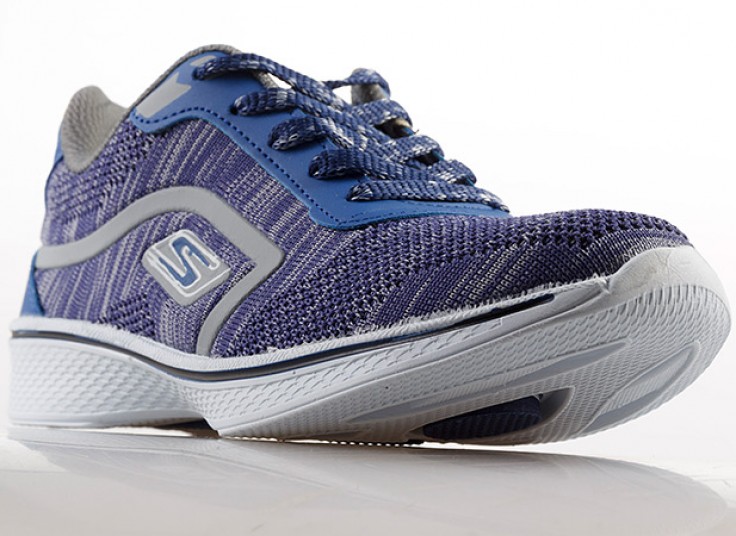 کتانی زنانه طرح Skechers