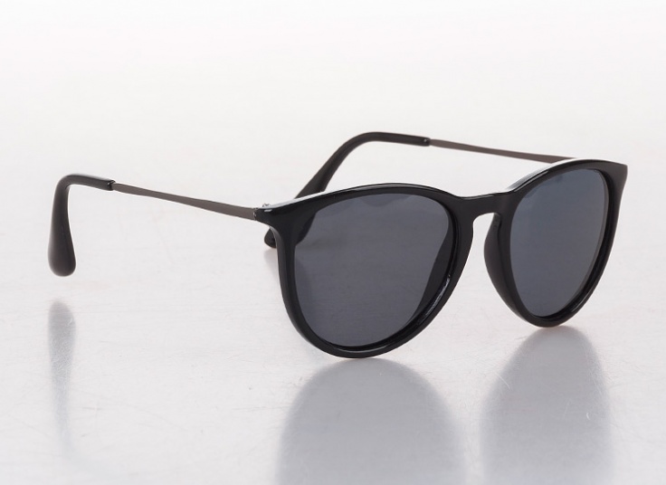 عینک آفتابی پلورایز طرح Tailoring