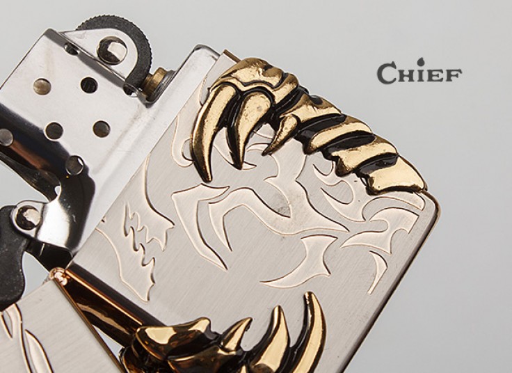 دو مدل فندک CHIEF