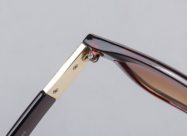 عینک آفتابی زنانه طرح Tom Ford