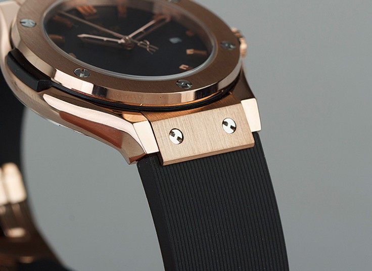 ساعت مچی زنانه و مردانه HUBLOT