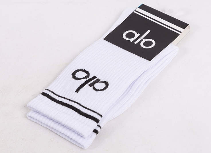 جوراب اسپرت ساق بلند طرح Alo