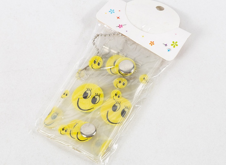 جاکلیدی دکمه دار فانتزی