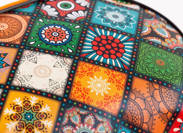 کیف آرایش طلقی