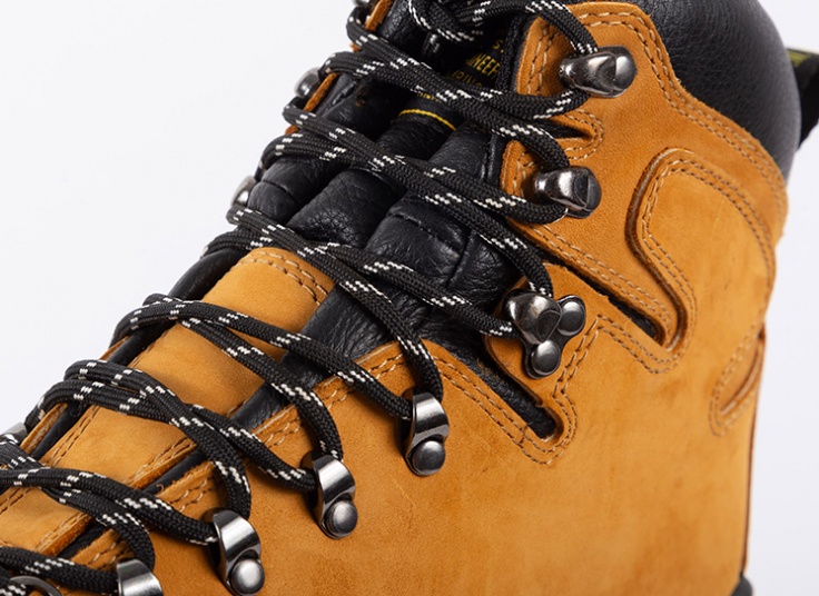 کفش کوهنوردی مردانه Lavan