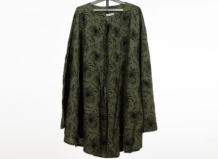 مانتو خفاشی چاپ فلوک