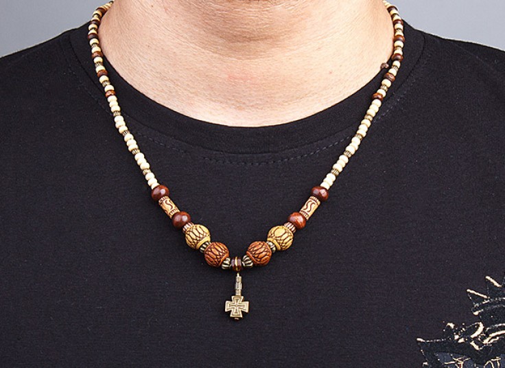 گردنبند چوبی 