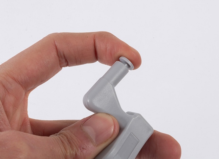 چراغ داخل کابینت