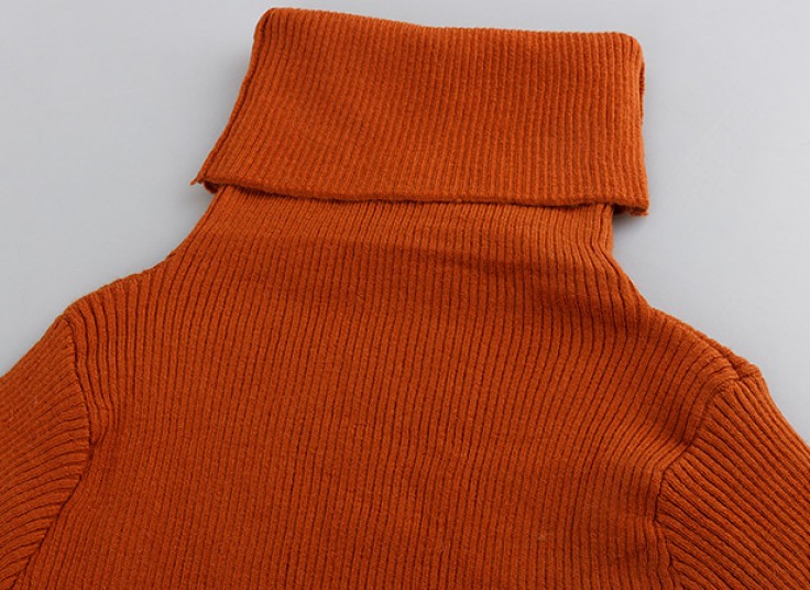 بلوز بافت یقه اسکی زنانه