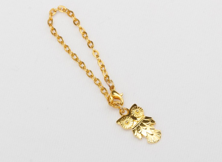 آویز ساعت طلایی