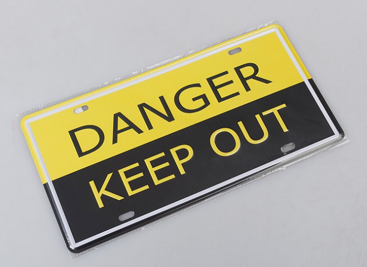 تابلو فلزی برجسته