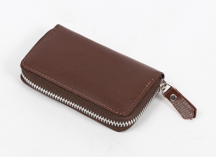 جاکارتی و کیف چرم طبیعی