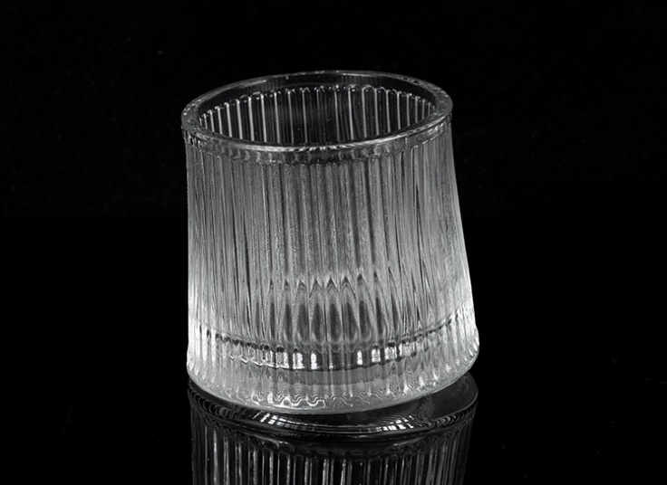 نیم لیوان چرخشی