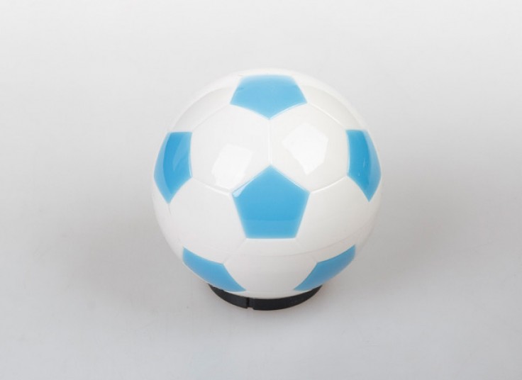 درب باز کن بطری طرح توپ