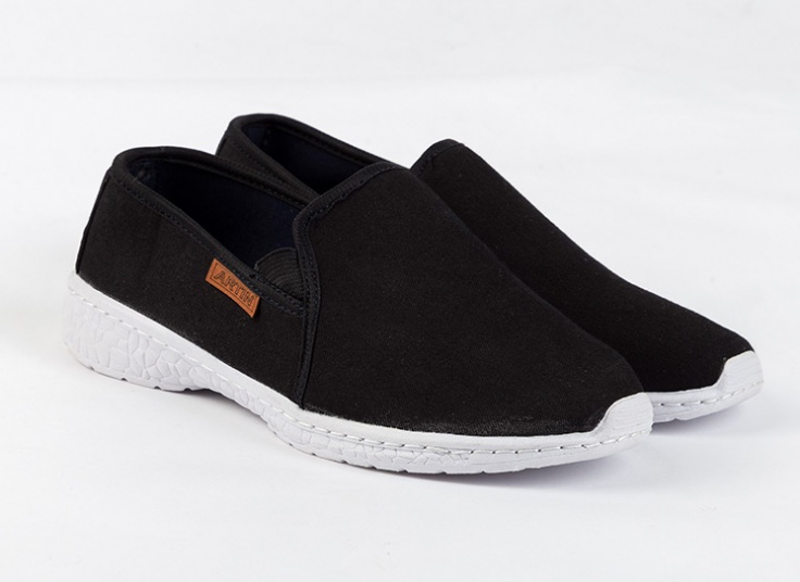 کفش راحتی زنانه ARTIN