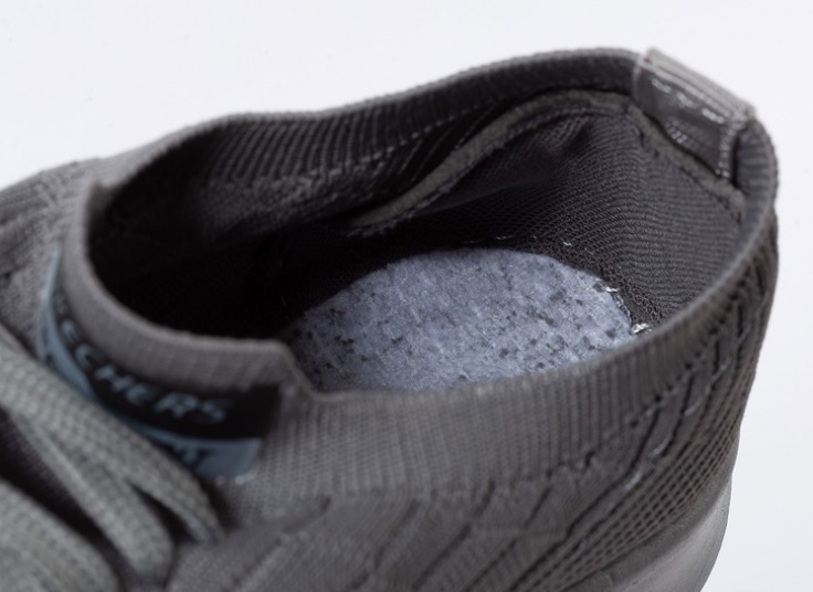 کتانی راحتی طرح Skechers