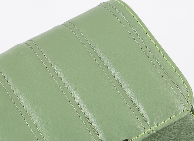 کیف پاسپورتی Fendi