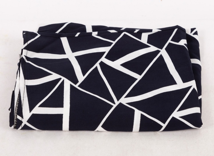 ساحلی زنانه چین دار