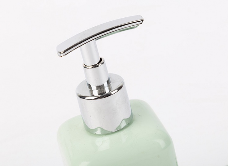 جا مایع ظرف‌شویی و اسکاچ Imperial