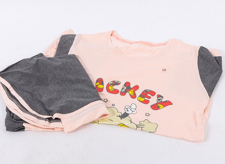 ست تیشرت شلوارک طرح‌دار