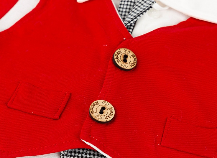 تیشرت و شلوارک کراوات‌دار