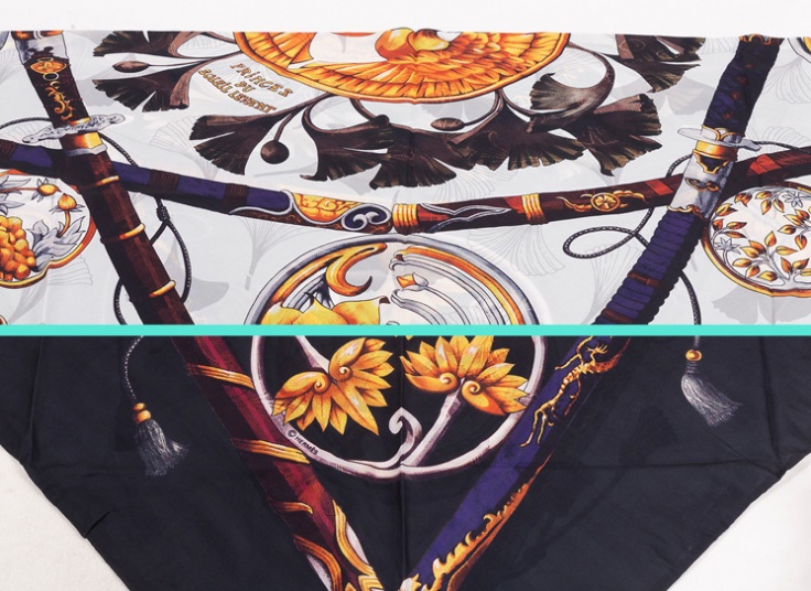 روسری مثلثی Sharli