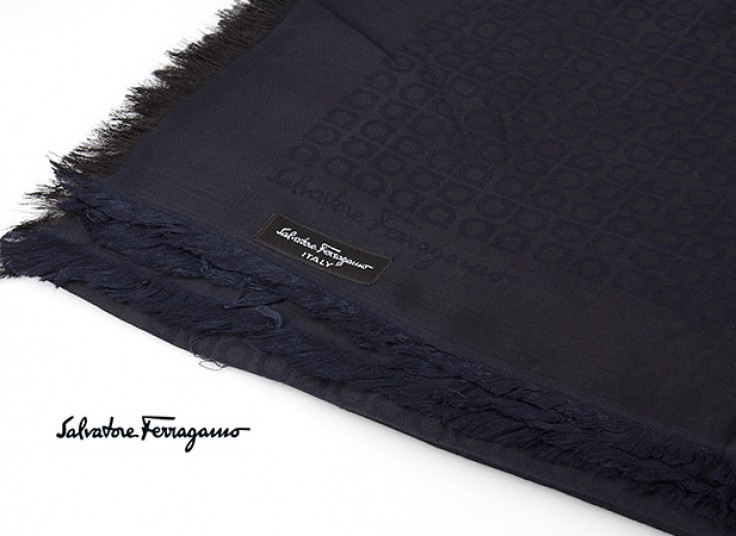 شال و روسری Salvatore Ferragamo
