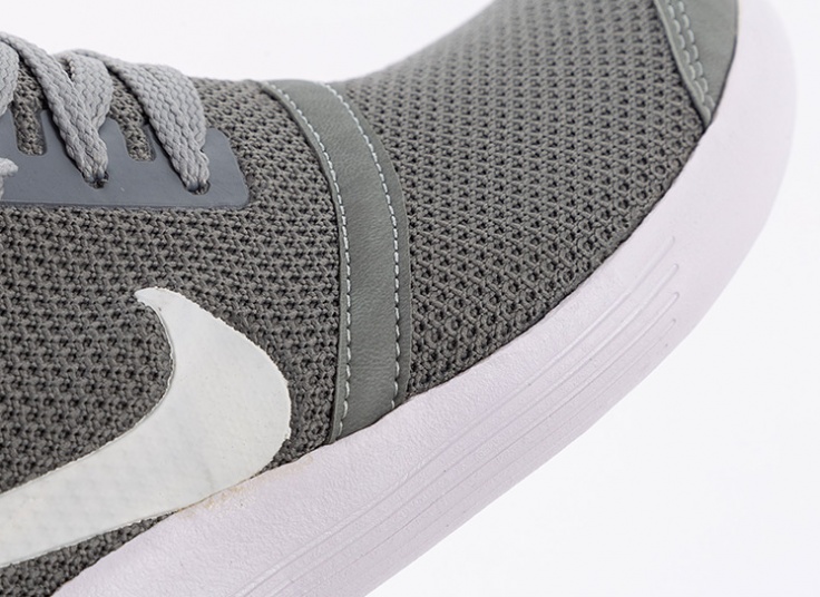 کتانی زنانه طرح Nike