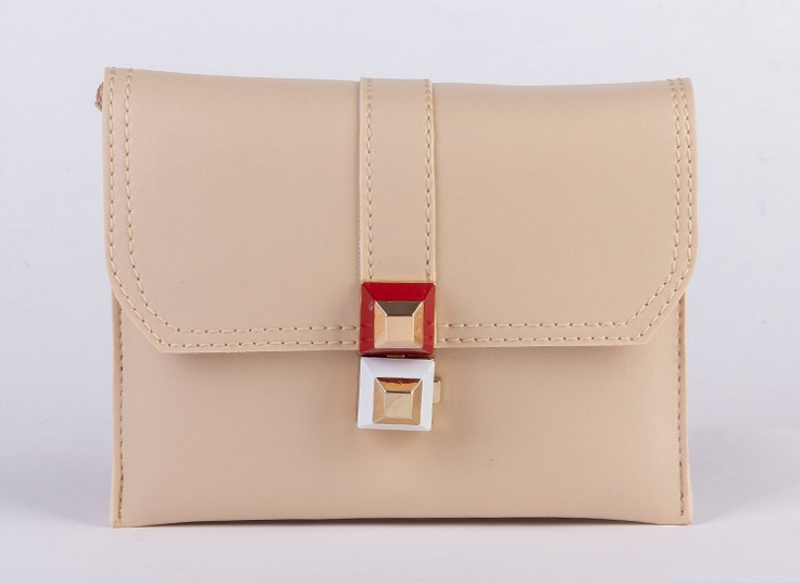 کیف دوشی زنانه سگک دار Triangle