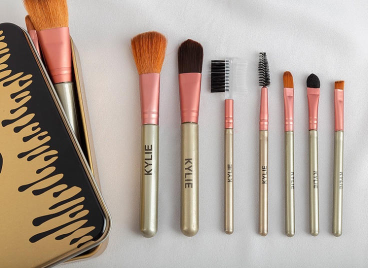 پک براش آرایشی Kylie