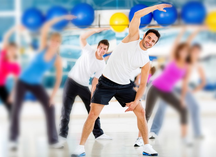 ایروبیک در مجموعه ورزشی خوراکیان