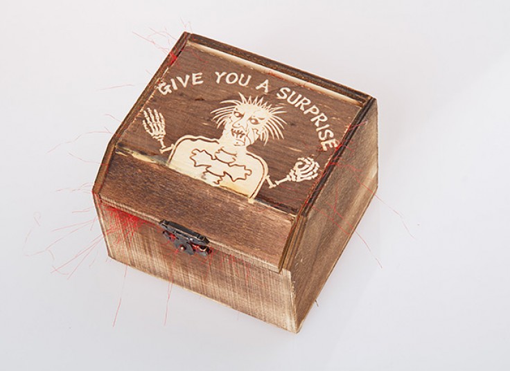 عروسک فنری Chao Cheng Gift