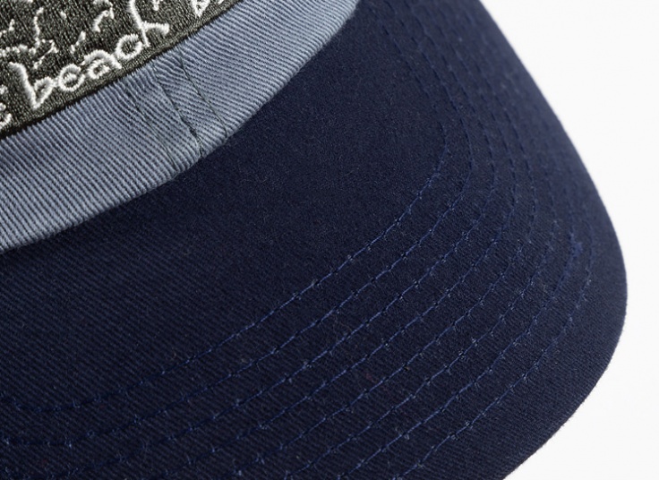 کلاه کپ دو رنگ