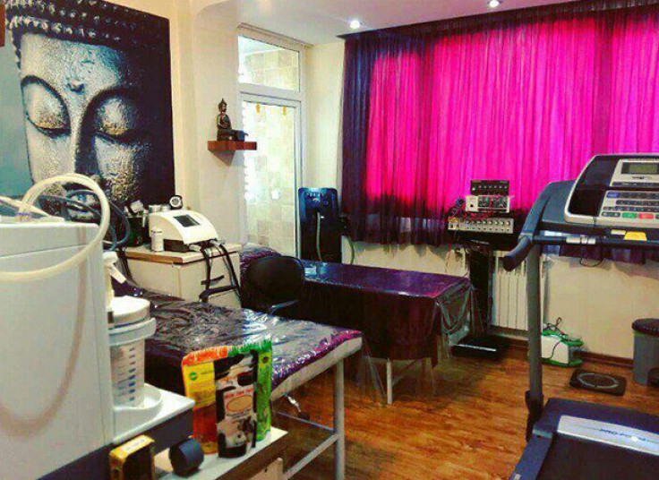 ماساژ صورت سالن مسیحا