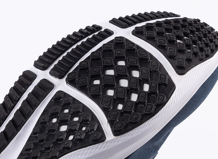 کتانی مردانه Nike Air Zoom Pegasus 39