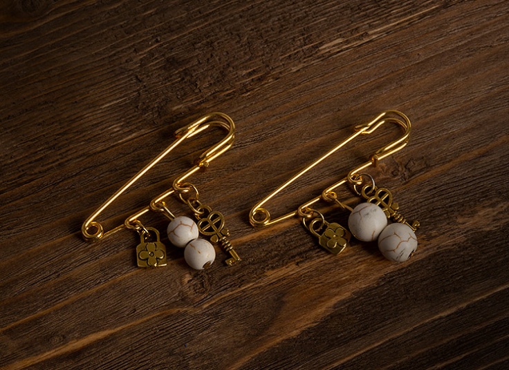 سنجاق سینه lobar