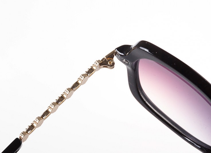 عینک آفتابی زنانه طرح CHANEL