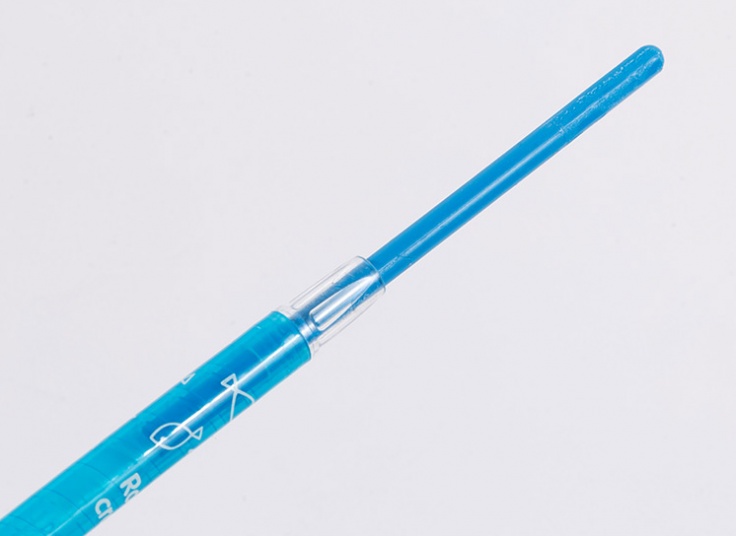 مداد شمعی پیچی dominic