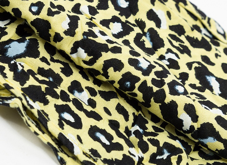 تاپ طرحدار ClockHouse