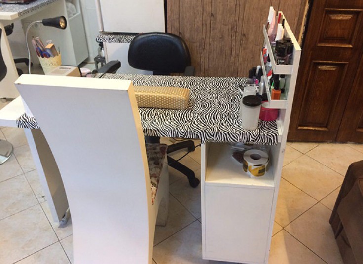 پاکسازی صورت در سالن لی لی