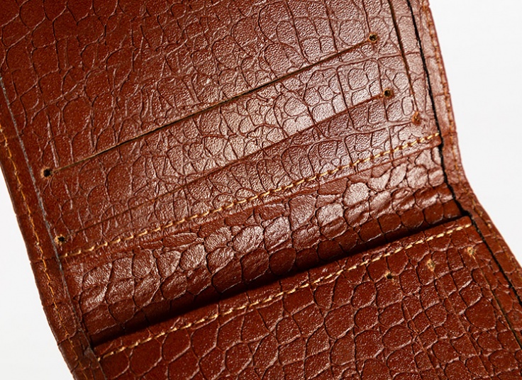 جاکارتی چرمی دکمه دار