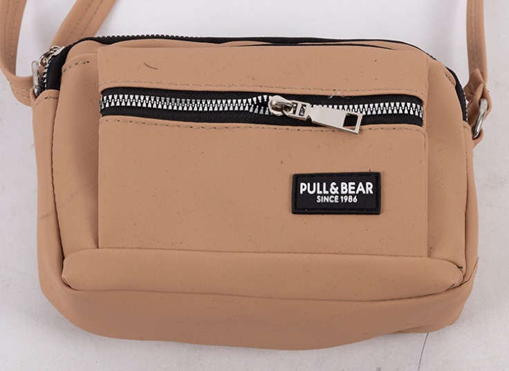 کیف پاسپورتی طرح Pull & Bear