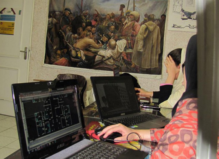 دوره های آموزشی هنرهای مدرن ایران