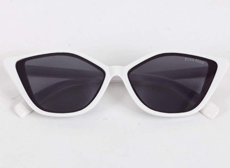 عینک زنانه miu miu