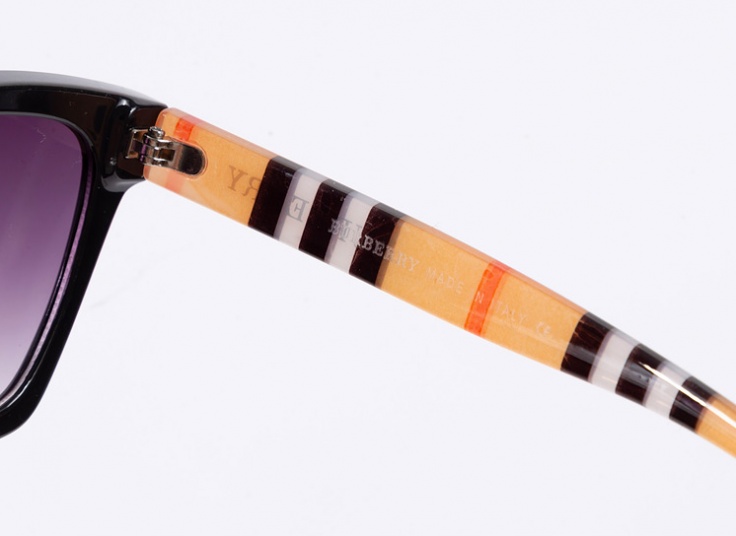 عینک آفتابی زنانه طرح Burberry مدل2818