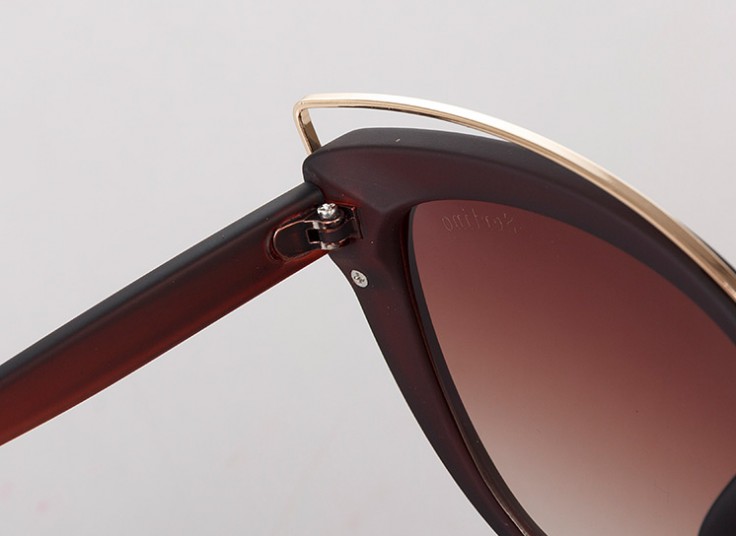 عینک آفتابی زنانه Sertino