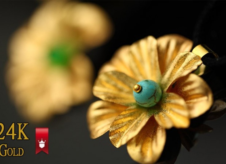 تخفیف ۴۲ درصدی گردنبندهای گل طلا