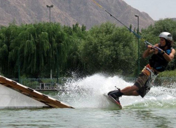 تا 70 درصد تخفیف اسکی روی آب در آدرنالین