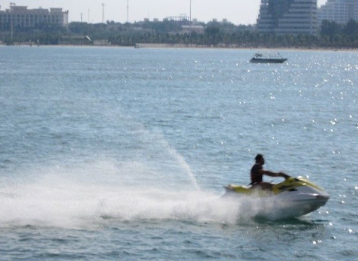 تخفیف 20 درصدی جت اسکی در کلوب ساحلی مارینا کیش