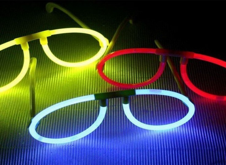 تخفیف 44 درصدی عینک درخشان جادویی popglo